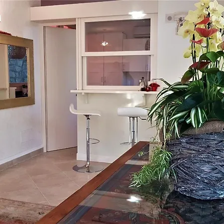 La Desenzano Bed & Breakfast