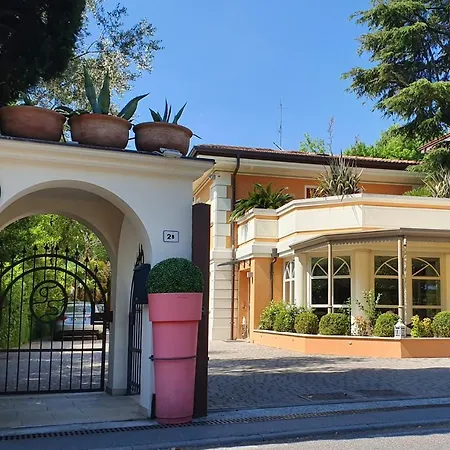 La Desenzano *